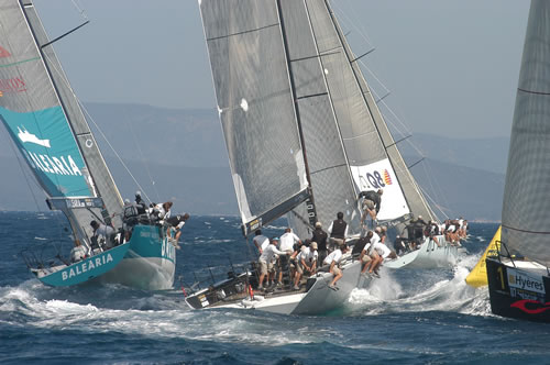 Regate dans la baie de Hyeres